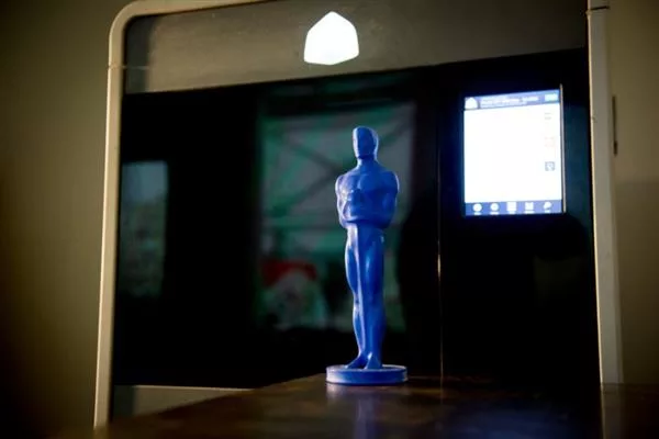 3d-printing-bring-oscar-statuette-roots-88-academy-awards-3-1-jpg
