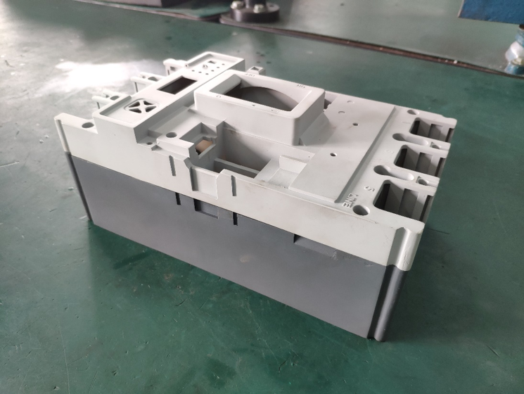 5 formas pelas quais a Impressão 3D SLS reduz tempo e custo em aparelhos elétricos de baixa tensão